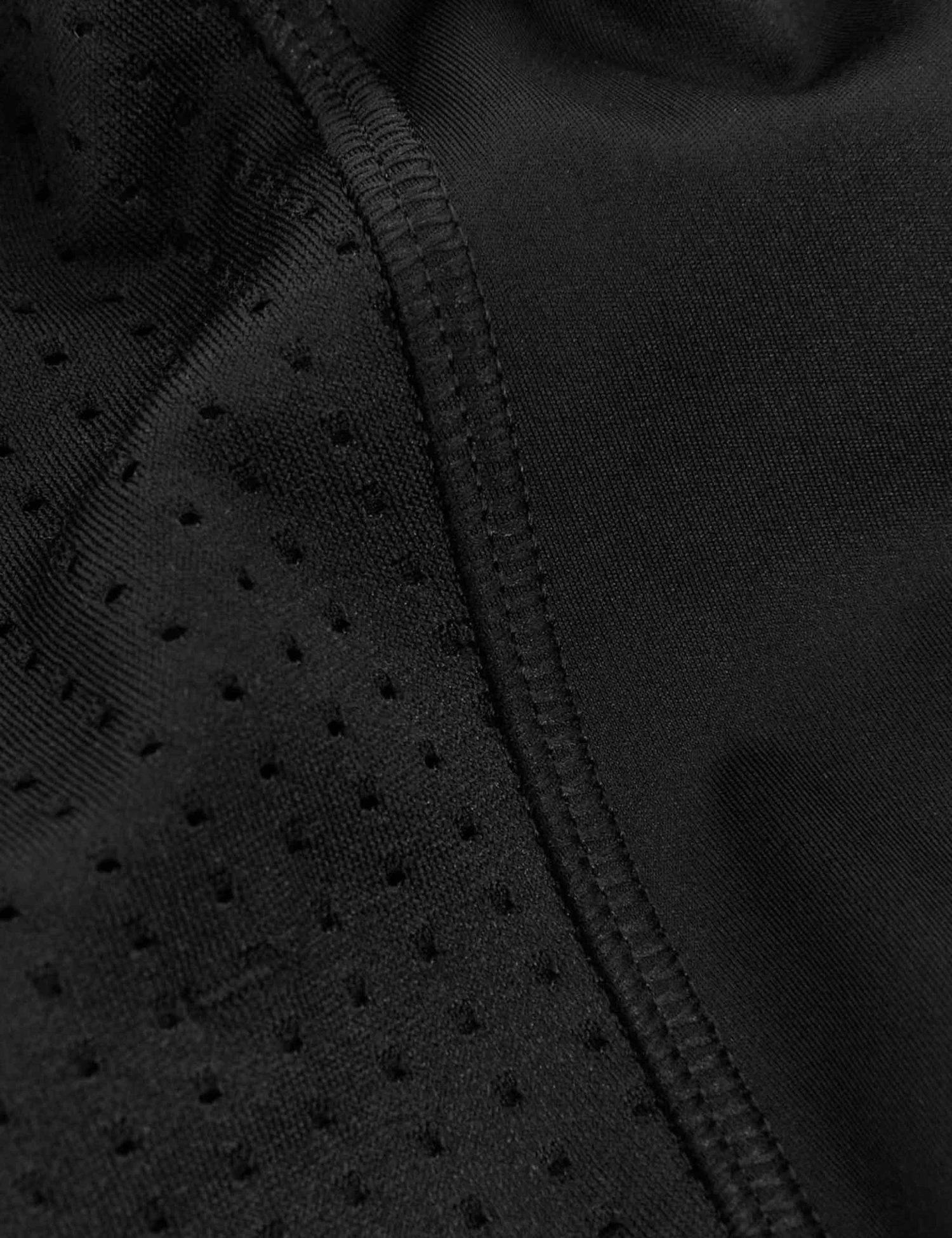 Go Train Mesh High Waisted Gym Legging - Black 8 Go Train Mesh High Waisted Gym Legging - Black - Image 6