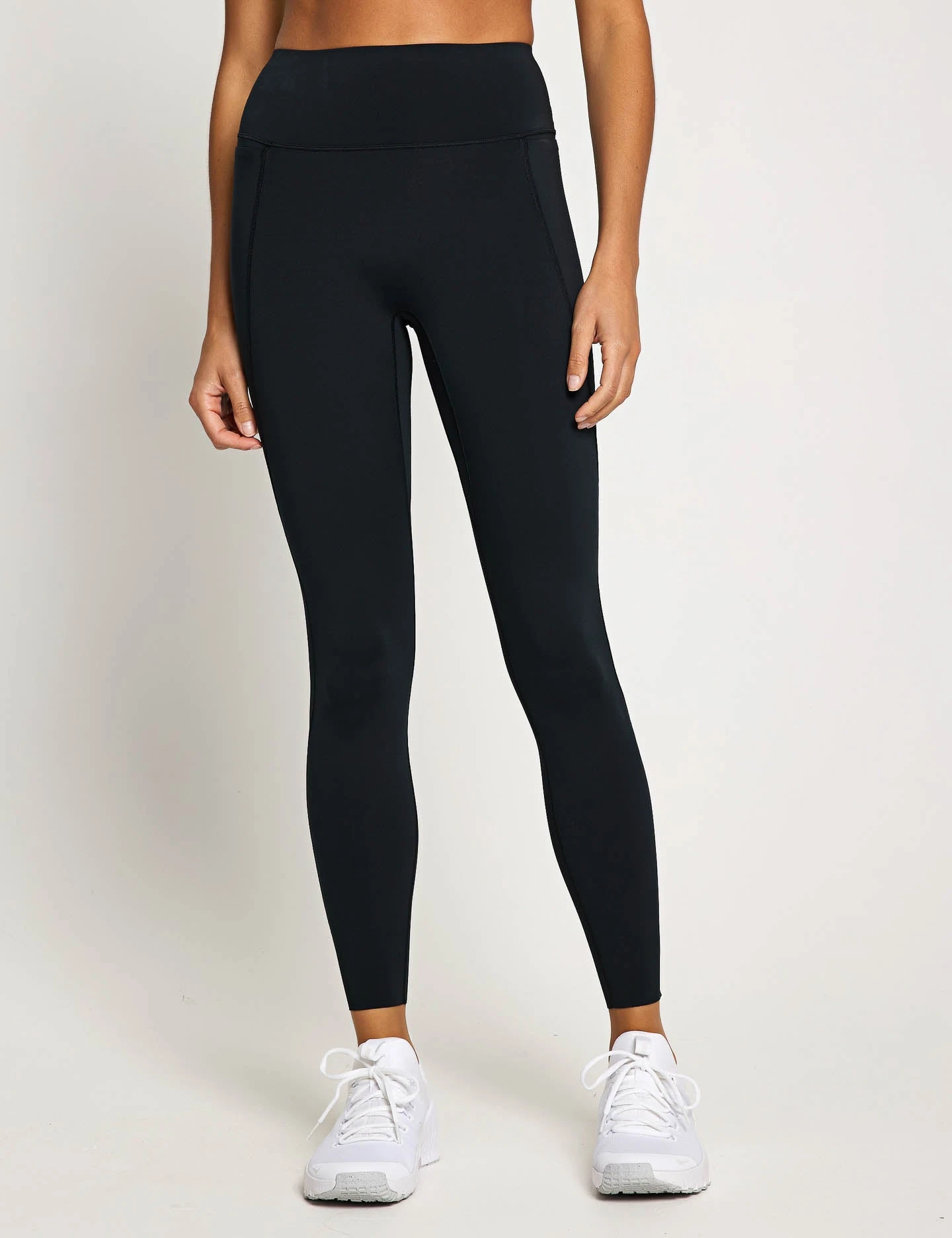Nike Universa High Waisted Leggings - Black/Anthracite/Dark Smoke Grey 5 Nike Universa High Waisted Leggings - Black/Anthracite/Dark Smoke Grey - Image 3