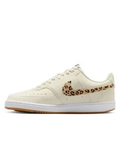 Nike Court Vision Low Shoes - Sail/Black/White/Flax Casual Trainers -The Sports Edit Store nike court vision shoes sail black white flax hf9552 100 5
