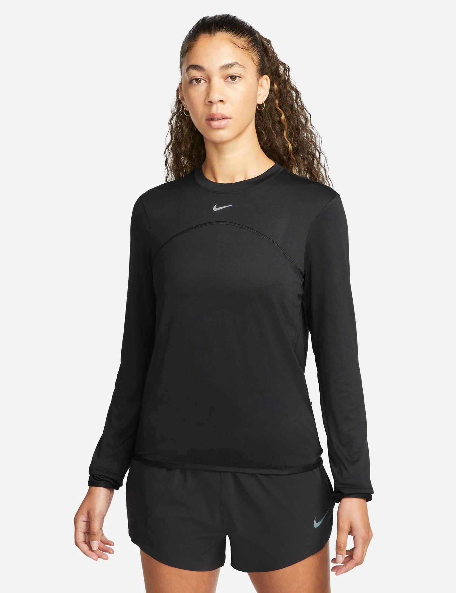 Nike Dri-FIT Swift Element UV Crew Neck Top - Black/Reflective Silver 3 Nike Dri-FIT Swift Element UV Crew Neck Top - Black/Reflective Silver