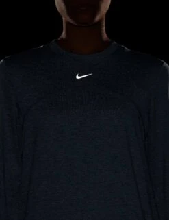 Nike Dri-FIT Swift Element UV Crew Neck Top - Light Armory Blue/Reflective Silver 15 Nike Dri-FIT Swift Element UV Crew Neck Top - Light Armory Blue/Reflective Silver -The Sports Edit Store nike dri fit swift element uv crew neck top blue silver fb4297 440 7
