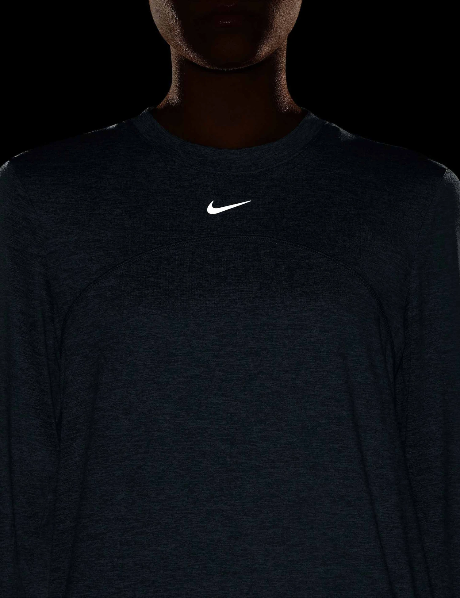 Nike Dri-FIT Swift Element UV Crew Neck Top - Light Armory Blue/Reflective Silver 8 Nike Dri-FIT Swift Element UV Crew Neck Top - Light Armory Blue/Reflective Silver - Image 6