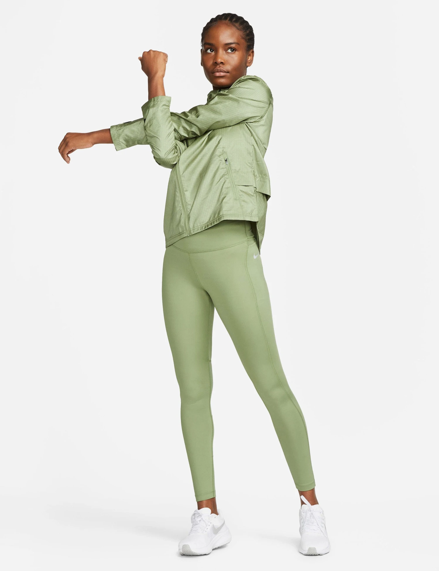Nike Epic Fast Pocket Running Leggings - Oil Green/Reflective Silver 8 Nike Epic Fast Pocket Running Leggings - Oil Green/Reflective Silver - Image 6