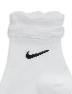 Nike Everyday Training Ankle Socks - White/Black 9 Nike Everyday Training Ankle Socks - White/Black -The Sports Edit Store nike everyday training ankle socks white black dh5485 100 5
