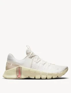 Nike Free Metcon 5 Training Shoes - Sail/Sanddrift/Coconut Milk