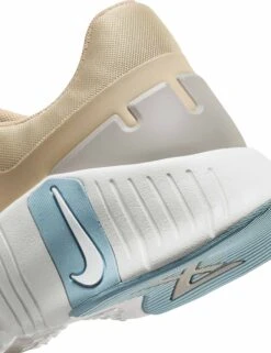 Nike Free Metcon 5 Shoes - Sanddrift/White/Phantom/Light Iron Ore -The Sports Edit Store nike free metcon 5 shoes sanddrift white phantom iron ore dv3950 105 7