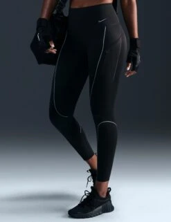 Nike Go High Waisted 7/8 Leggings With Pockets - Black