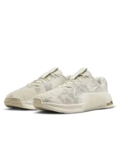 Nike Metcon 9 AMP Shoes - Light Bone/Sail/Light Orewood Brown/Phantom -The Sports Edit Store nike metcon 9 amp shoes bone sail brown phantom dz2539 002 6