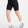 Nike One High Waisted 8" Biker Shorts - Black 2 Nike One High Waisted 8" Biker Shorts - Black -The Sports Edit Store nike one hw 8in biker shorts black fz6758 010 1