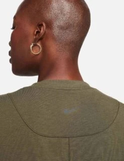 Nike One Relaxed Dri-FIT Short-Sleeve Top - Cargo Khaki/Black -The Sports Edit Store nike one relaxed dri fit short sleeve top khaki black fn2814 325 6