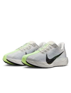Nike Pegasus Plus Shoes - Platinum Tint/Pure Platinum/Barely Volt/Black -The Sports Edit Store nike pegasus plus shoes platinum volt black fq7261 006 4