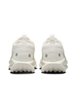 Nike Pegasus Trail 5 GORE-TEX Shoes - Sail/Photon Dust -The Sports Edit Store nike pegasus trail 5 gore tex shoes sail photon dust fq0912 102 3