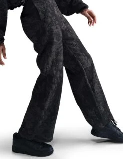 Nike Sportswear Collection Jacquard Track Pants - Black/Anthracite -The Sports Edit Store nike sportswear collection jacquard track pants black anthracite hf9588 010 4