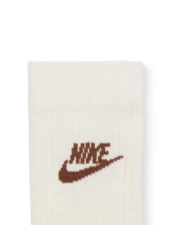 Nike Sportswear Everyday Essential Crew Socks - 3-Pair Pack (White/Brown) -The Sports Edit Store nike sportswear everyday essential crew socks 3 pairs white brown dx5025 904 3