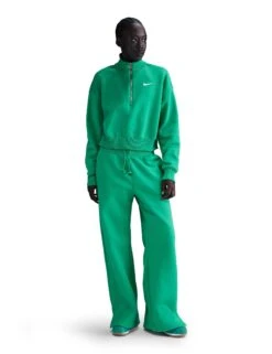 Nike Sportswear Phoenix Fleece Cropped Sweatshirt - Stadium Green/Sail -The Sports Edit Store nike sportswear phoenix fleece cropped sweatshirt green sail dq5767 324 5