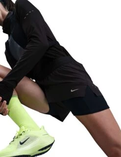 Nike Swift Dri-FIT Mid-Rise 2-in-1 Running Shorts - Black/Reflective Silver -The Sports Edit Store nike swift dri fit mid rise 2 in 1 running shorts black silver hj5376 010 2