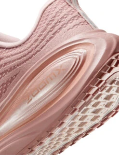 Nike Vomero Plus Running Shoes - Particle Pink/Silt Red/Metallic Silver/Metallic Rose Gold -The Sports Edit Store nike vomero plus running shoes pink red silver rose gold hv8154 601 7