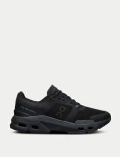 On Running Cloudpulse - High-Performance Gym Trainers in Black/Eclipse