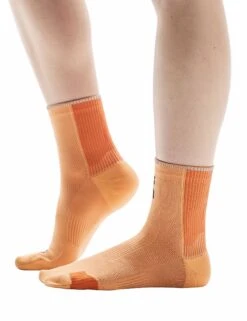 On Running Performance Run Sock Mid - Tangerine/Flame -The Sports Edit Store on running shoes womens performance run sock mid tangerine flame 2uf10053050 2