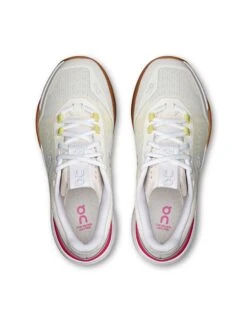 On Running The Roger Advantage Pro - Ivory/Pink -The Sports Edit Store on running shoes womens the roger advantage pro ivory pink 3wf10182923 2