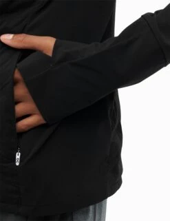 On Running Climate Jacket - Black -The Sports Edit Store on running w climate jacket black 264 00708 7