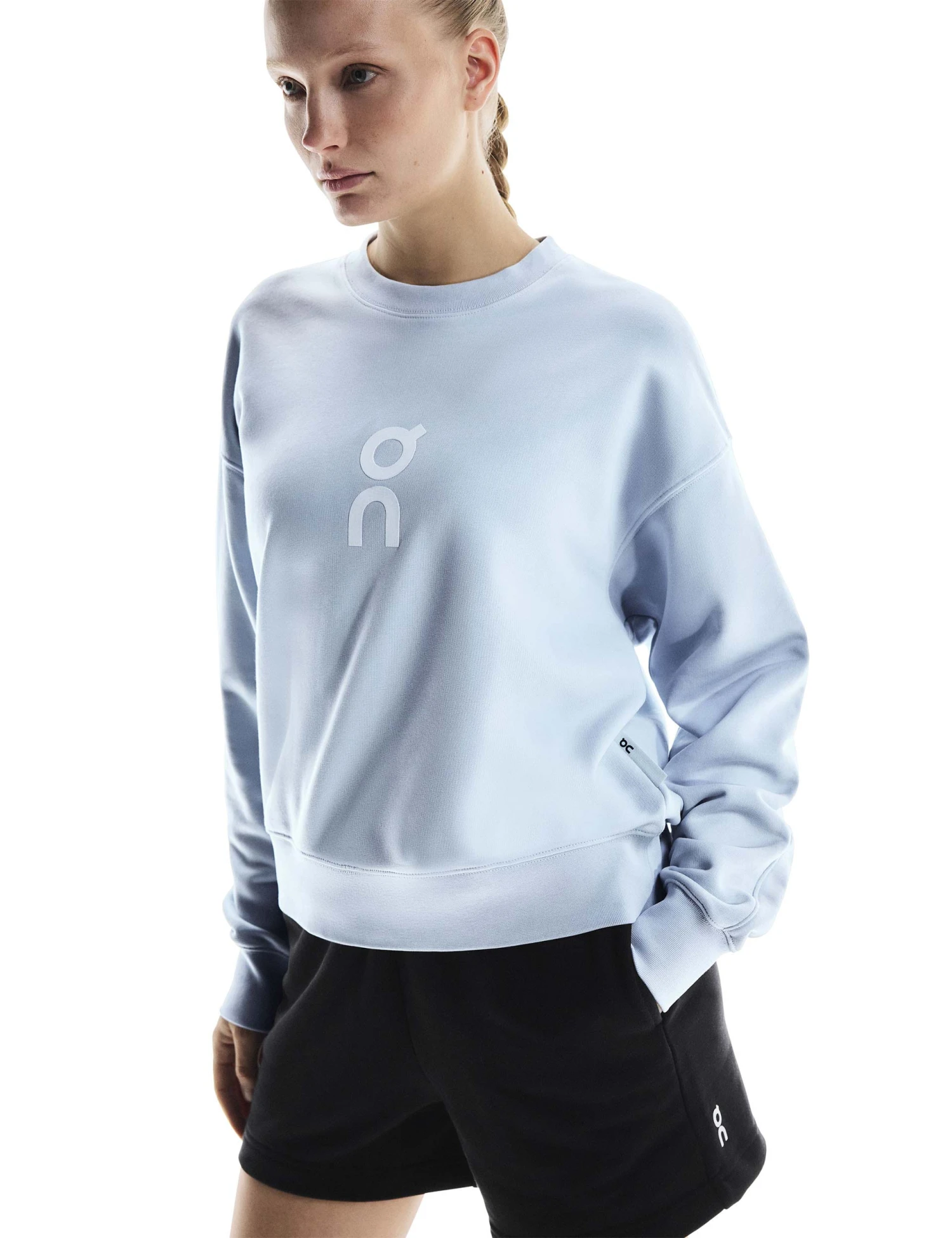 On Running Club Crew - Arctic 4 On Running Club Crew - Arctic - Image 2