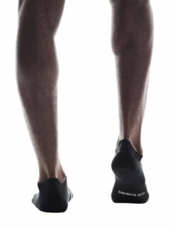 On Running Core Run Sock Low 2P - Black Performance Socks -The Sports Edit Store on running w core run sock low 2p black 2uf10080553 2