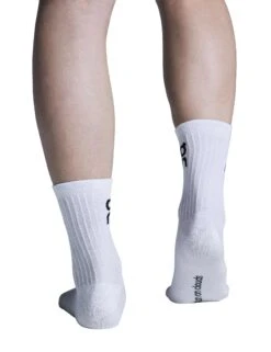 On Running Logo Sock High 3-Pack - White -The Sports Edit Store on running w logo sock high 3p white 2uf10310069 2