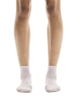 On Running Logo Sock Mid 3-Pack - Orchid/Comet -The Sports Edit Store on running w logo sock mid 3p orchid comet 2uf10523891 2