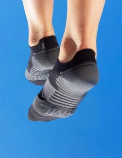 On Running Low Sock in Black/Shadow - Performance Running Essentials -The Sports Edit Store on running w low sock black shadow 3