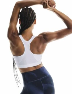 On Running Train Bra - White 9 On Running Train Bra - White -The Sports Edit Store on running w train bra white 1wf30330069 5