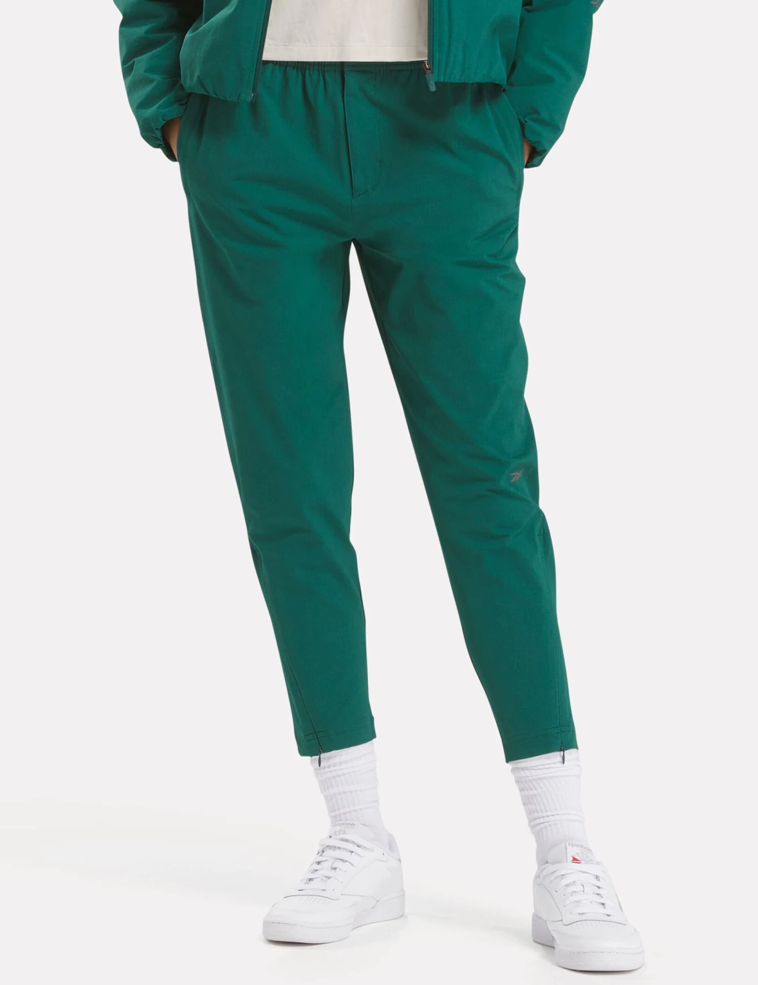 Reebok Active Collective Skystretch Woven Pant - Collegiate Green 3 Reebok Active Collective Skystretch Woven Pant - Collegiate Green