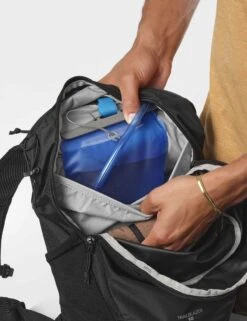 Salomon Trailblazer 30 Hiking Backpack - Black/Alloy -The Sports Edit Store salomon trailblazer 30 black alloy lc2183200 3