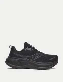 Saucony Hurricane 25 - Triple Black