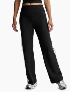 Beyond Yoga Spacedye Line Up Wide Leg Pant - Darkest Night/Cloud White