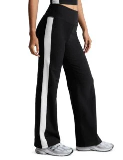 Beyond Yoga Spacedye Line Up Wide Leg Pant - Darkest Night/Cloud White 8 Beyond Yoga Spacedye Line Up Wide Leg Pant - Darkest Night/Cloud White -The Sports Edit Store spacedye line up wide leg pant darkest night white sd1279 3