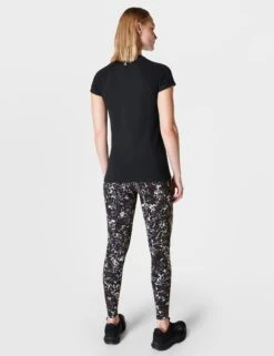 Sweaty Betty Athlete Seamless Gym T-Shirt - Black -The Sports Edit Store sweaty betty athlete seamless gym t shirt black sb6546 4