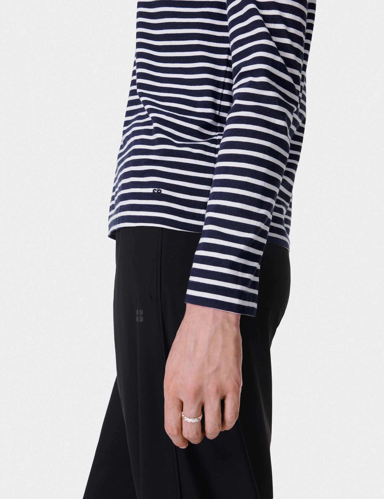 Sweaty Betty Essential Long Sleeve T-Shirt - Navy Blue White Stripe 6 Sweaty Betty Essential Long Sleeve T-Shirt - Navy Blue White Stripe - Image 4