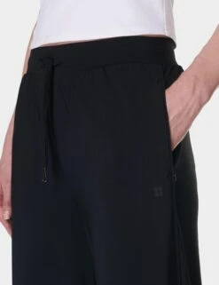Sweaty Betty Explorer Wide Leg Trouser - Black 10 Sweaty Betty Explorer Wide Leg Trouser - Black -The Sports Edit Store sweaty betty explorer wide leg trouser black sb10182p 4