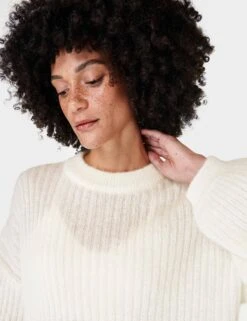Sweaty Betty Hera Open Back Sweater - Lily White 12 Sweaty Betty Hera Open Back Sweater - Lily White -The Sports Edit Store sweaty betty hera open back sweater lily white sb9679 4