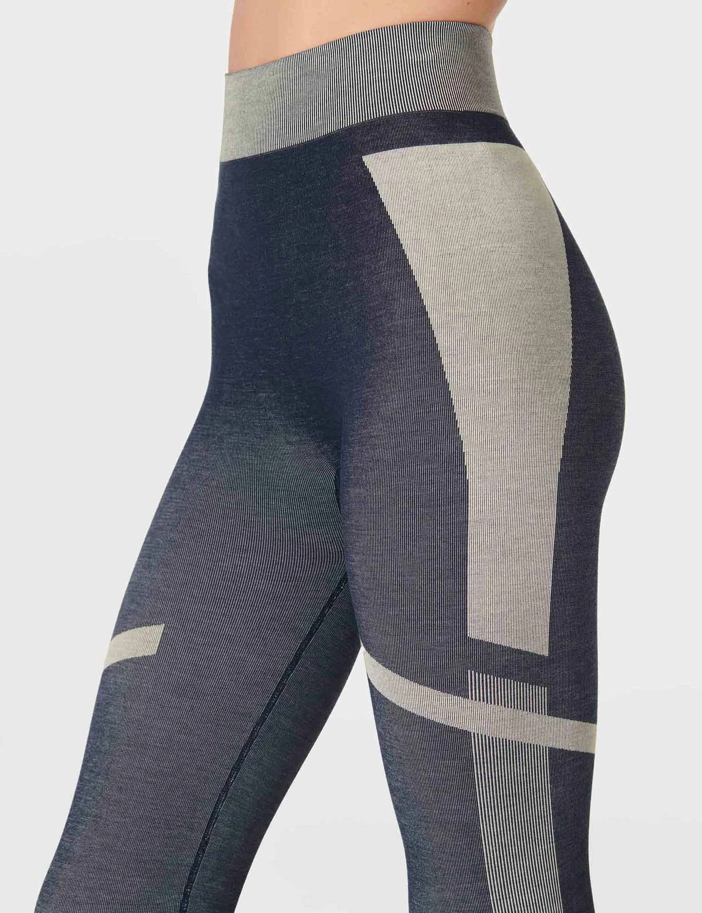 Sweaty Betty Modal Chevron Base Layer Legging - Navy Blue Studio White 5 Sweaty Betty Modal Chevron Base Layer Legging - Navy Blue Studio White - Image 3