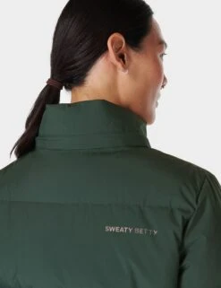 Sweaty Betty Nimbus Mid Puffer - Trek Green -The Sports Edit Store sweaty betty nimbus mid puffer green sb9900 6