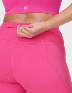 Sweaty Betty Power 6" Cycling Shorts - Fuchsia Pink 15 Sweaty Betty Power 6" Cycling Shorts - Fuchsia Pink -The Sports Edit Store sweaty betty power 6in cycling shorts fuchsia pink sb4822p 8