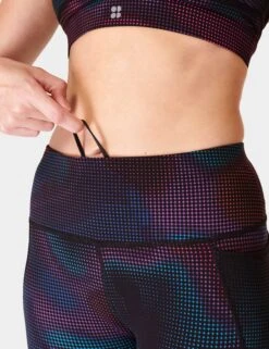 Sweaty Betty Power 7/8 Gym Leggings - Black Gradient Dot Print -The Sports Edit Store sweaty betty power 7 8 gym leggings black gradient dot print sb5400 3
