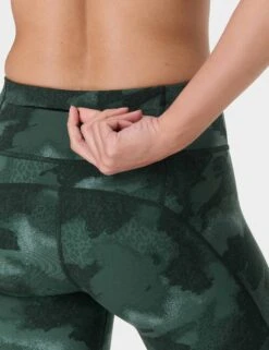 Sweaty Betty Power 7/8 Gym Leggings - Green Terrain Camo Print -The Sports Edit Store sweaty betty power 7 8 gym leggings green terrain camo print sb5400a78 6
