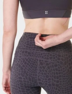 Sweaty Betty Power 7/8 Gym Leggings - Grey Croc Halftone Print -The Sports Edit Store sweaty betty power 7 8 gym leggings grey croc print sb5400a 78 7