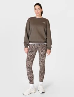 Sweaty Betty Powerhouse Sweatshirt - Dark Timber Brown -The Sports Edit Store sweaty betty powerhouse sweatshirt dark timber brown sb9825 6