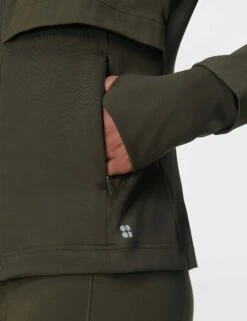 Sweaty Betty Pro Run Water Resistant Run Jacket - Nori Green 14 Sweaty Betty Pro Run Water Resistant Run Jacket - Nori Green -The Sports Edit Store sweaty betty pro run water resistant run jacket nori green sb9886 5