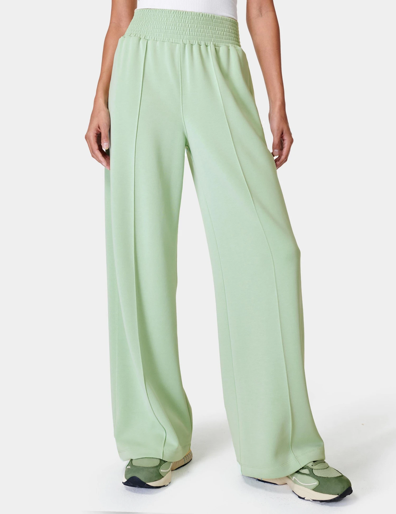 Sweaty Betty Sand Wash Cloud Weight Track Trousers - Butter Green 3 Sweaty Betty Sand Wash Cloud Weight Track Trousers - Butter Green