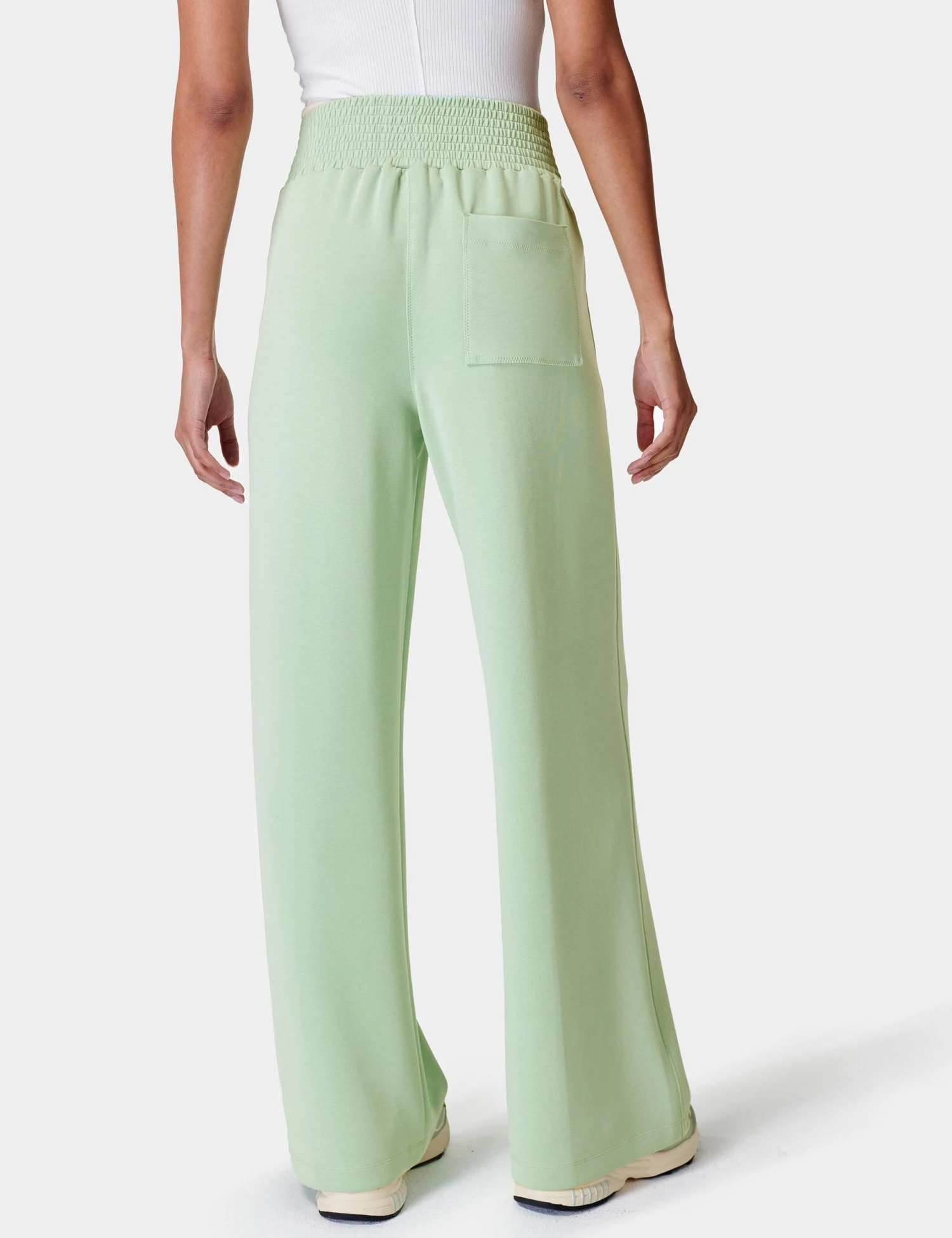 Sweaty Betty Sand Wash Cloud Weight Track Trousers - Butter Green 4 Sweaty Betty Sand Wash Cloud Weight Track Trousers - Butter Green - Image 2